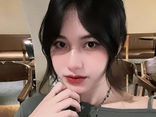 Lilayla22 live cam